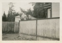 Image of Freida and Kate Hettasch leaning on fence